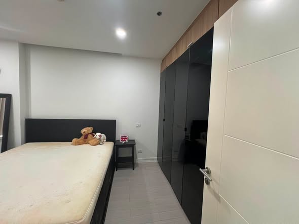bedroom of TC-Green Condominium