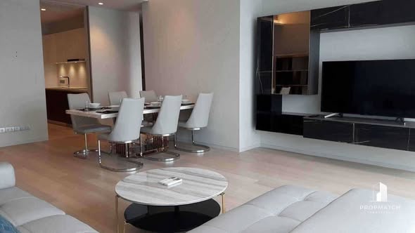 living room of Tela Thonglor