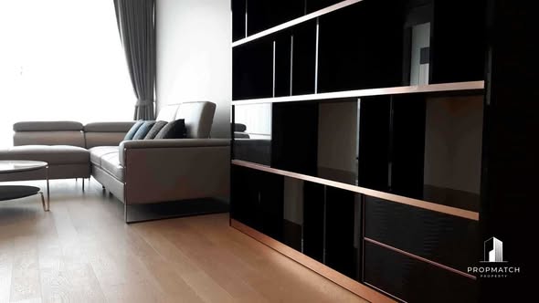living room and room interior of Tela Thonglor