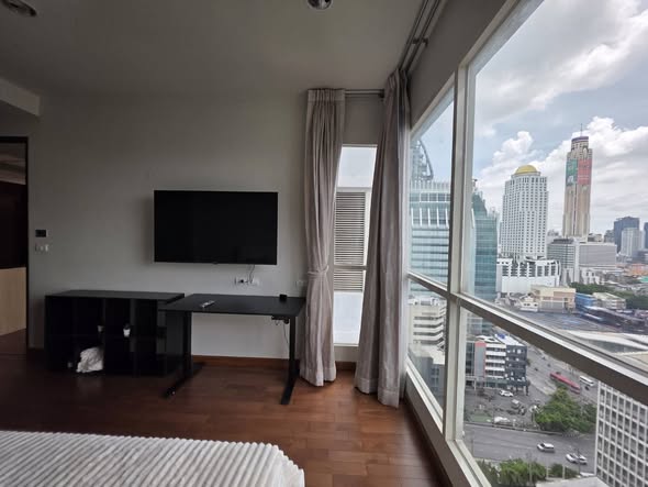 bedroom of The Address Chidlom