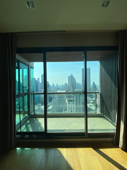 room interior of The Address Sathorn