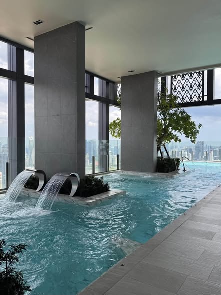 pool of The Address Siam-Ratchathewi