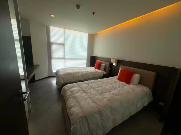 bedroom of The Bangkok Sathorn