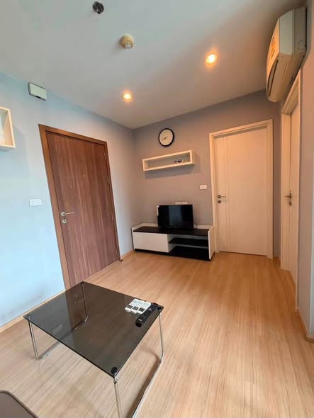 bedroom and living room of THE BASE Chaengwattana