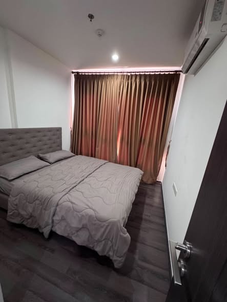 bedroom of The Base Park East