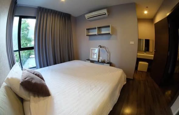 bedroom of The Base Park East