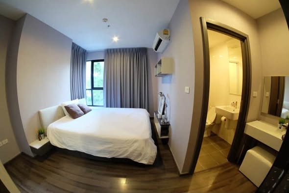bedroom of THE BASE Park West – Sukhumvit 77