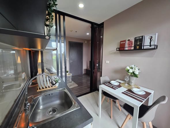 bedroom of THE BASE Park West – Sukhumvit 77