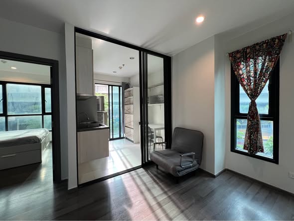 bedroom and room interior of THE BASE Park West – Sukhumvit 77