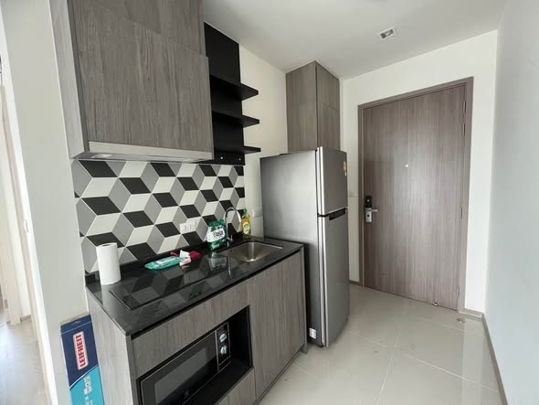 THE BASE Phetchaburi-Thonglor เดอะ เบส เพชรบุรี – ทองหล่อ