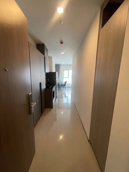 THE BASE Phetchaburi-Thonglor เดอะ เบส เพชรบุรี – ทองหล่อ