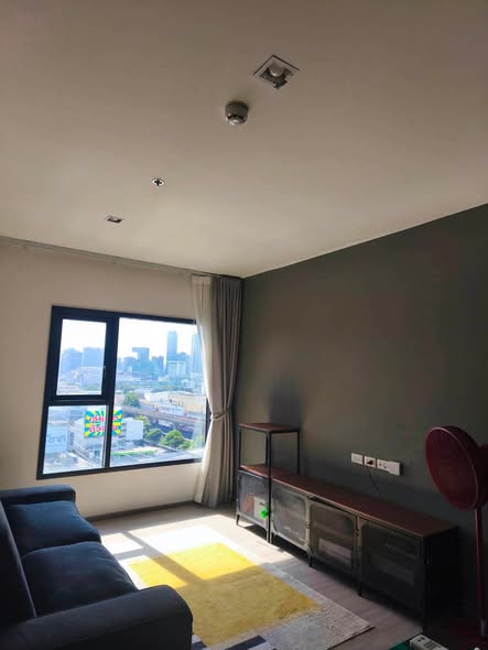 THE BASE Phetchaburi-Thonglor เดอะ เบส เพชรบุรี – ทองหล่อ