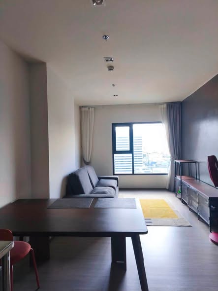 living room of THE BASE Phetchaburi-Thonglor เดอะ เบส เพชรบุรี – ทองหล่อ