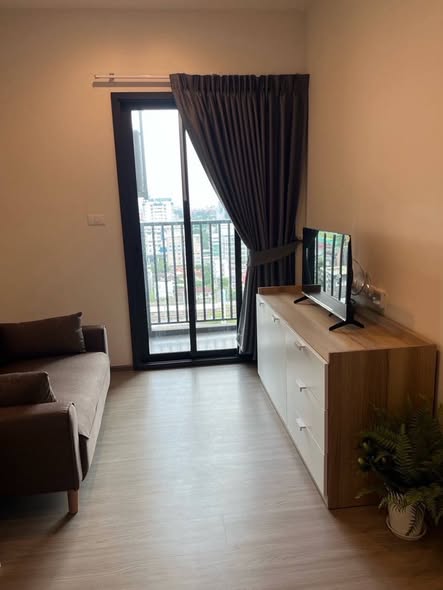 living room and bedroom and room interior of THE BASE Phetchaburi-Thonglor เดอะ เบส เพชรบุรี – ทองหล่อ