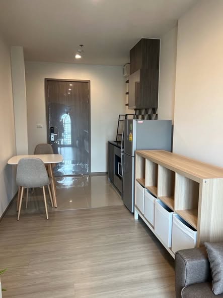 room interior of THE BASE Phetchaburi-Thonglor เดอะ เบส เพชรบุรี – ทองหล่อ