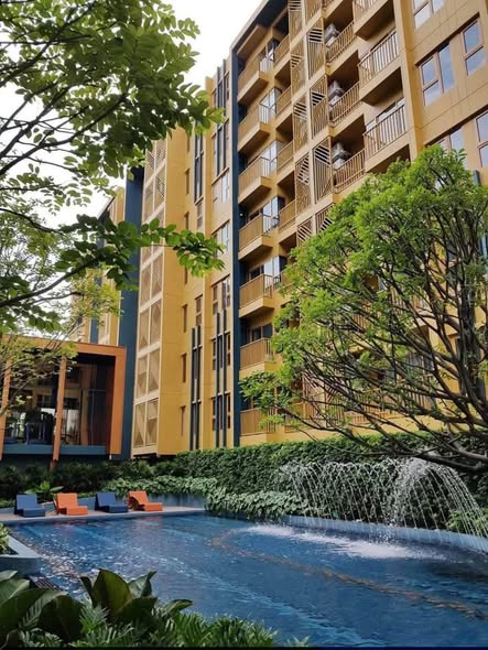 THE BASE Sukhumvit 50