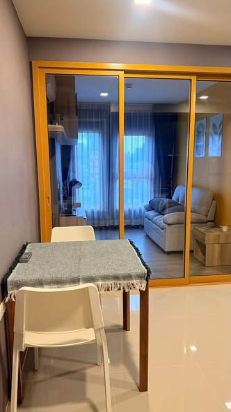 room interior of THE BASE Sukhumvit 50