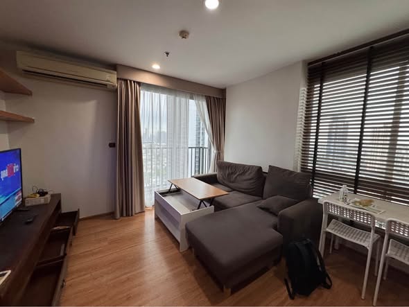 bedroom of THE BASE Sukhumvit 77