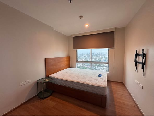 bedroom of THE BASE Sukhumvit 77