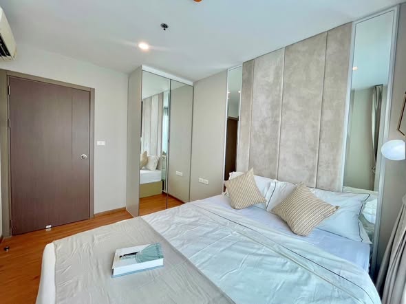 bedroom of THE BASE Sukhumvit 77
