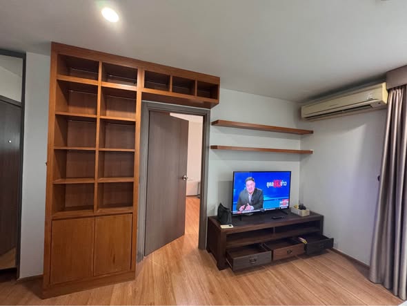 room interior of THE BASE Sukhumvit 77