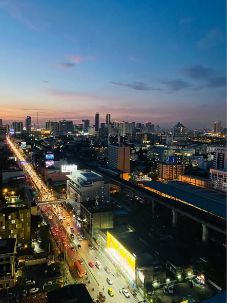 The Capital Condo Ekkamai-Thong Lo