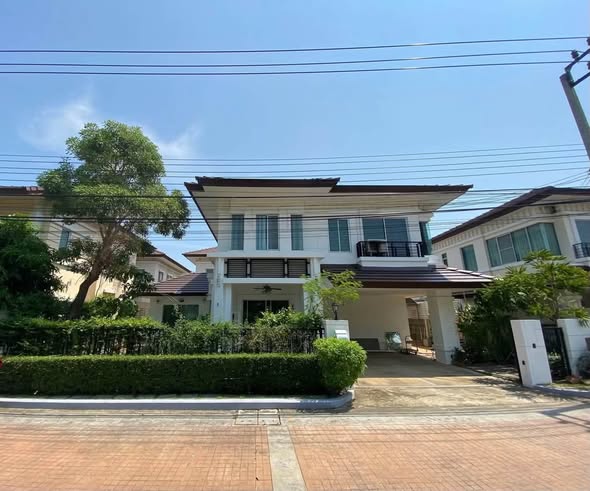 The Centro Sukhumvit 113