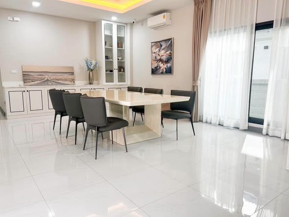 room interior of The City Bangna