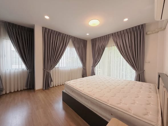 bedroom of The City Ramintra