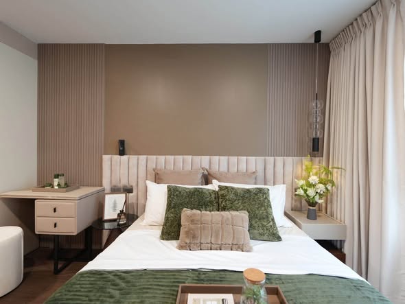 bedroom of The Clover