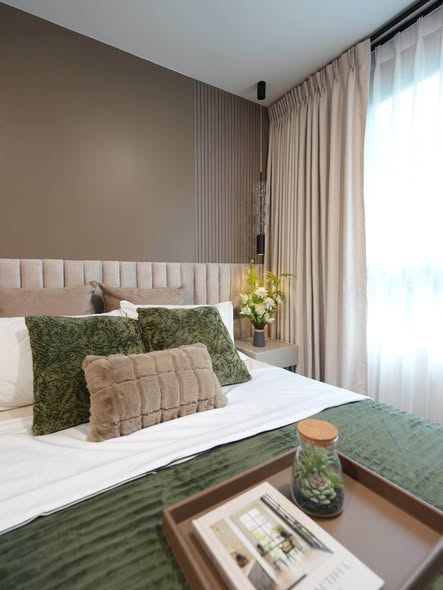 bedroom of The Clover