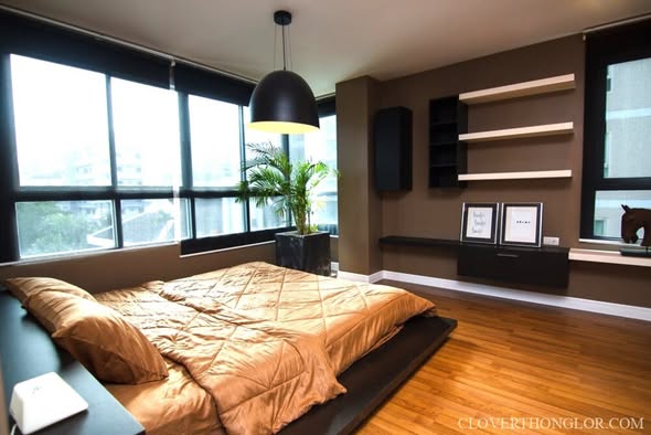 bedroom of The Clover