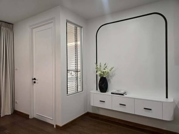 bedroom and room interior of The Clover