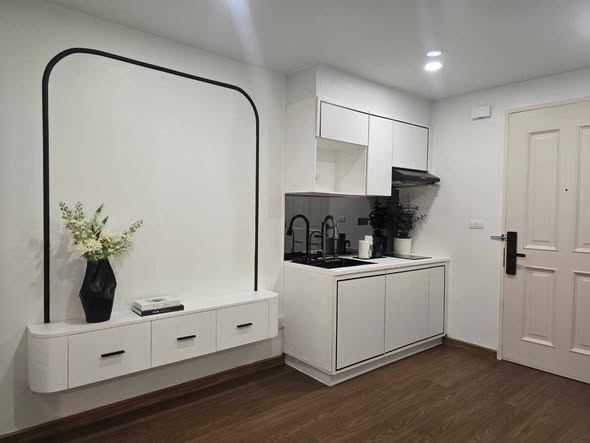 room interior of The Clover