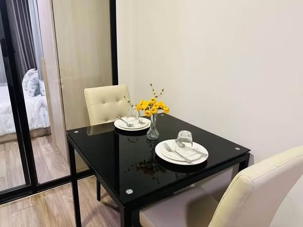 room interior of The Collect Ratchada 32