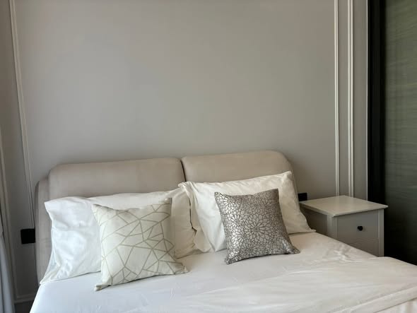 bedroom of The Crest Park Residences