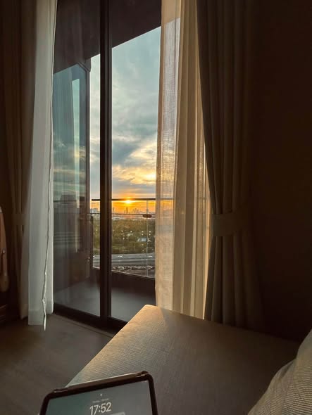 bedroom of The Crest Park Residences