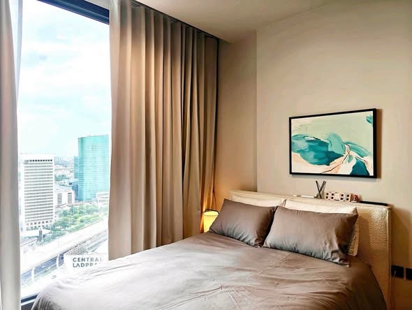 bedroom of The Crest Park Residences