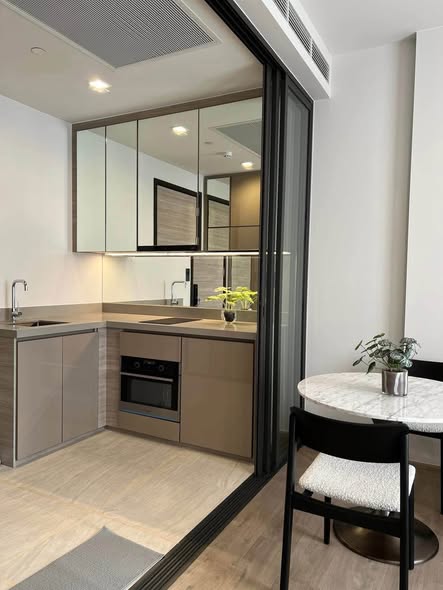 room interior of The Crest Park Residences