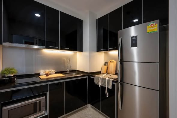 kitchen of The Crest Sukhumvit 34