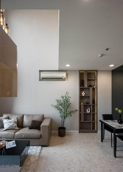 living room and kitchen of The Crest Sukhumvit 34