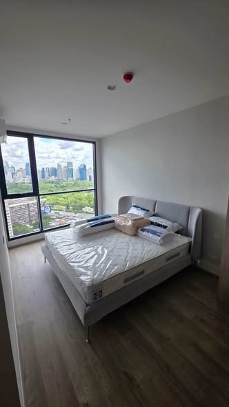 bedroom of THE CROWN Residences