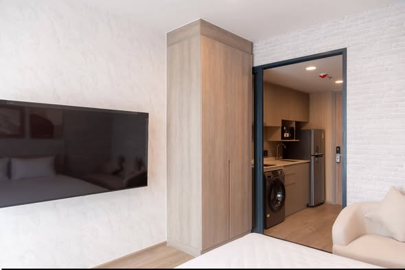 bedroom and room interior of THE CROWN Residences