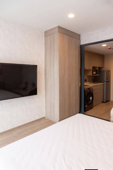 bedroom and room interior and bathroom of THE CROWN Residences