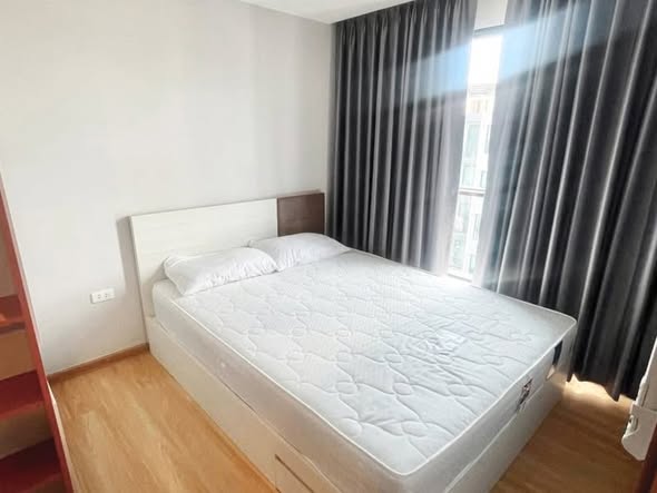 bedroom of The Cube Loft Srinakarin