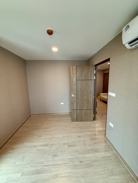 room interior of The Cube Urban Sathon – Chan