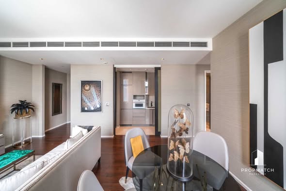 living room of The Diplomat 39