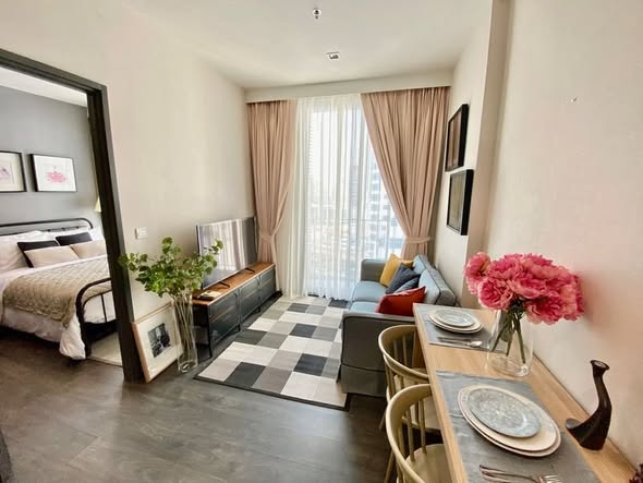 bedroom of The Edge Sukhumvit 23