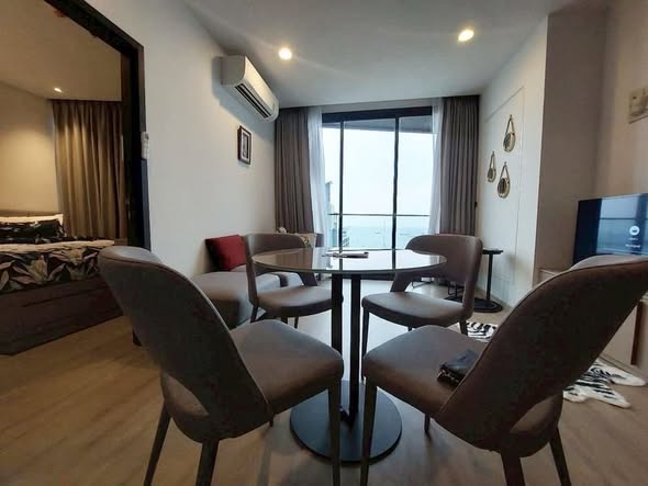 bedroom of The Edge Sukhumvit 23