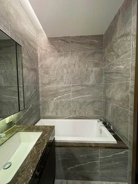 bathroom of THE ESSE Sukhumvit 36